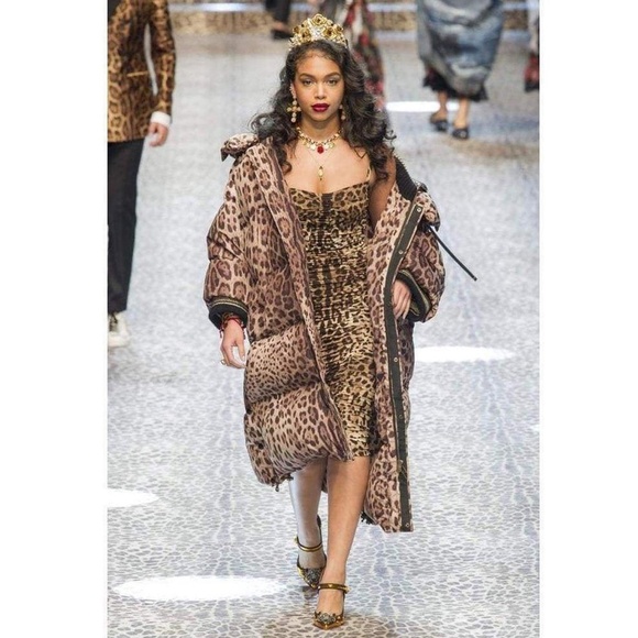 Dolce & Gabbana Dresses & Skirts - Dolce & Gabbana Runway Leopard Silk Midi Dress